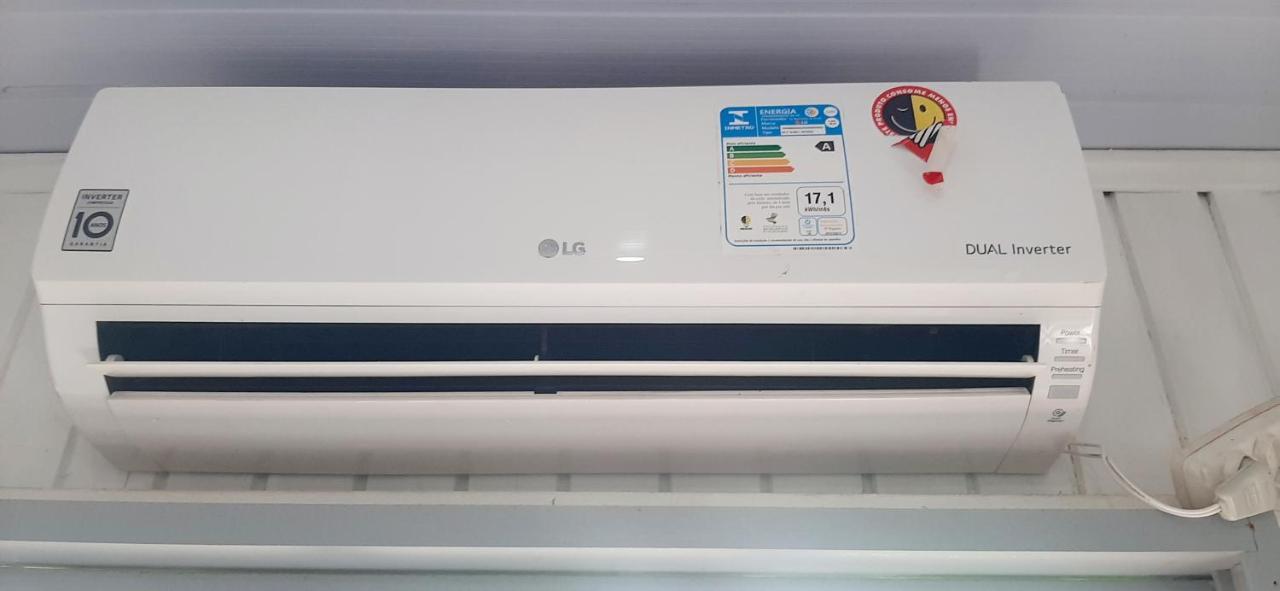 Casa De 2 Quartos Com 2 Ares-Condicionados Em Torres-Rs - Na Mais Bela Praia Gaucha - Cozinha - Banheiro - Tv Smart 32 E Wi-Fi - Estacionamento - Anfitria Superhost No Bnb别墅 外观 照片