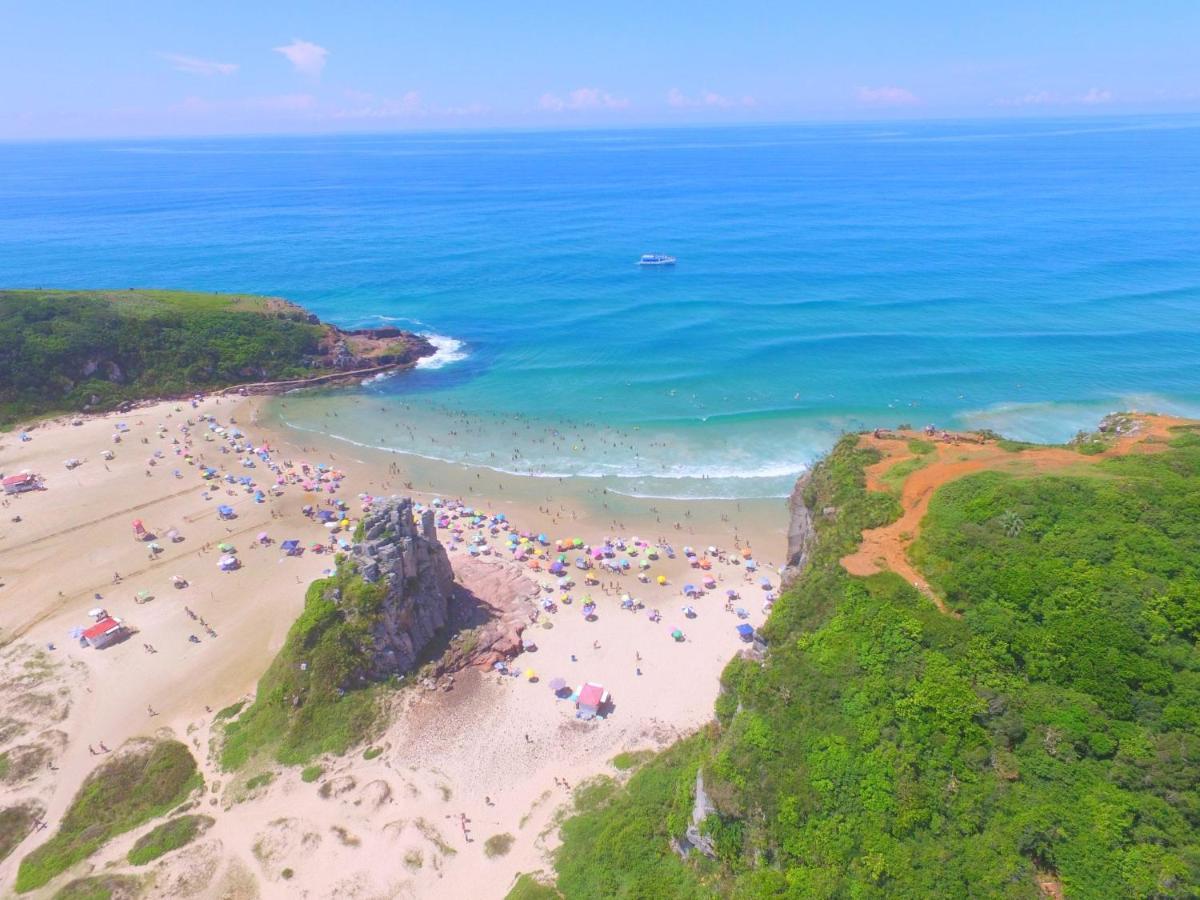 Casa De 2 Quartos Com 2 Ares-Condicionados Em Torres-Rs - Na Mais Bela Praia Gaucha - Cozinha - Banheiro - Tv Smart 32 E Wi-Fi - Estacionamento - Anfitria Superhost No Bnb别墅 外观 照片