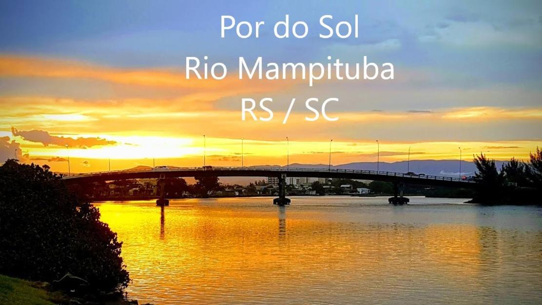 Casa De 2 Quartos Com 2 Ares-Condicionados Em Torres-Rs - Na Mais Bela Praia Gaucha - Cozinha - Banheiro - Tv Smart 32 E Wi-Fi - Estacionamento - Anfitria Superhost No Bnb别墅 外观 照片