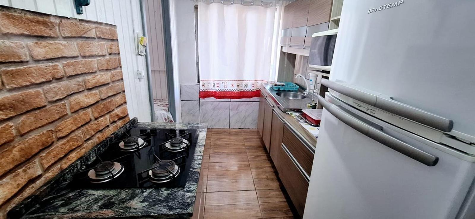 Casa De 2 Quartos Com 2 Ares-Condicionados Em Torres-Rs - Na Mais Bela Praia Gaucha - Cozinha - Banheiro - Tv Smart 32 E Wi-Fi - Estacionamento - Anfitria Superhost No Bnb别墅 外观 照片